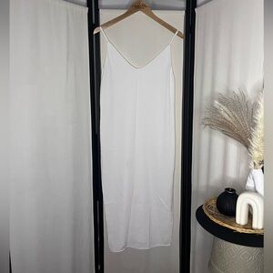 Everlane White Sleeveless Scoop Neck Top Dress